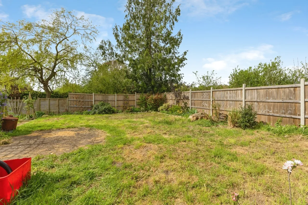 The Street, Bridgham, Norfolk, NR16, photo 24