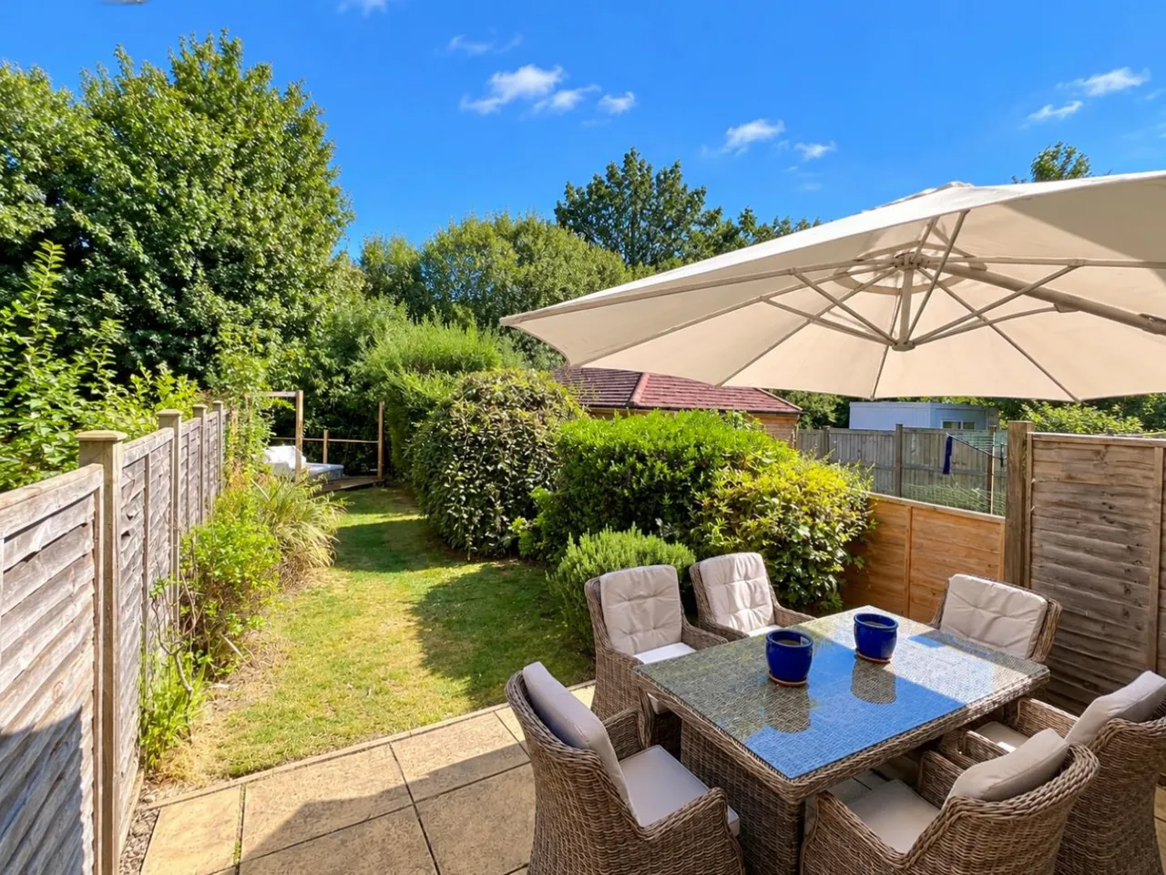 Lancaster Way, Repton Park, TN23, photo 2