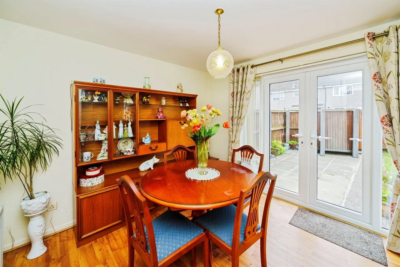 Friars Close, Wirral, photo 5