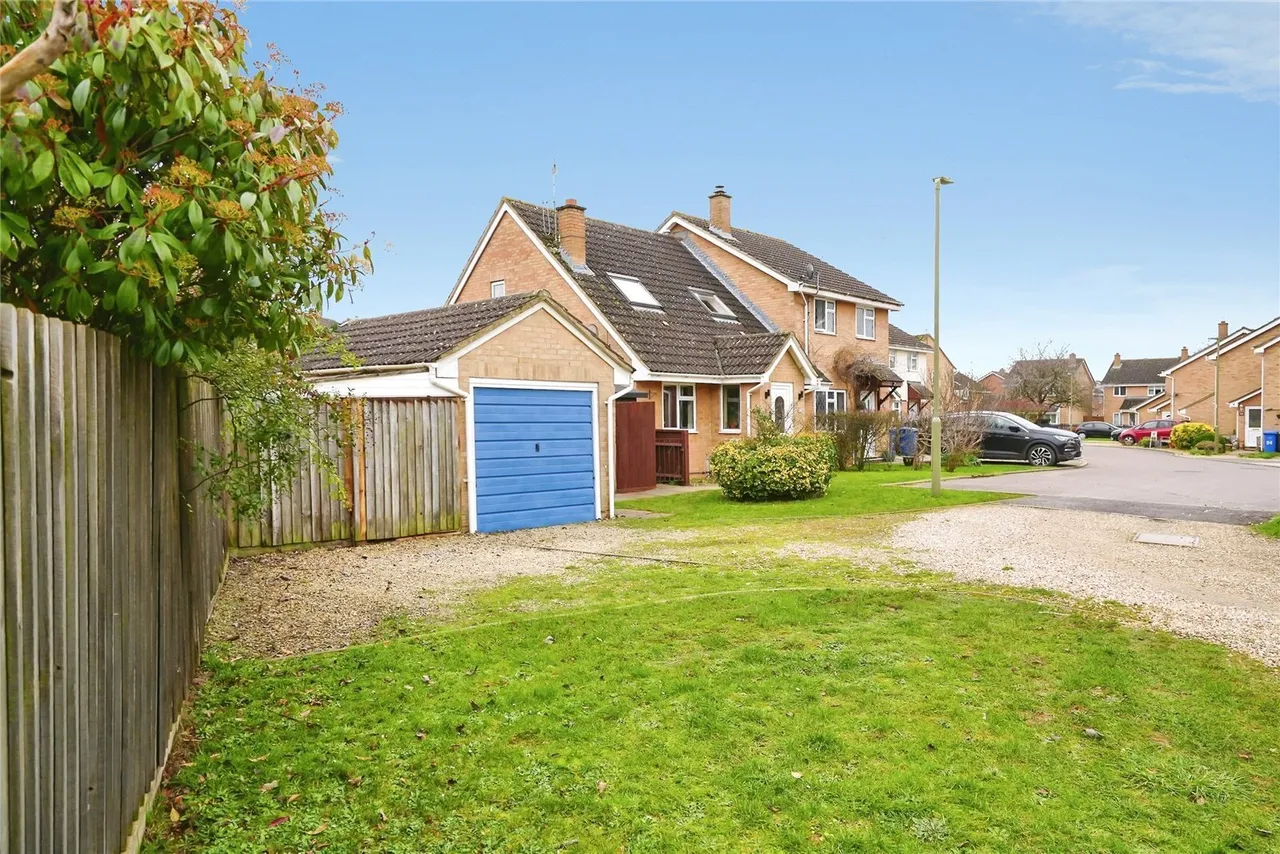 Lyneham Road, BICESTER, Oxfordshire, OX26, photo 32