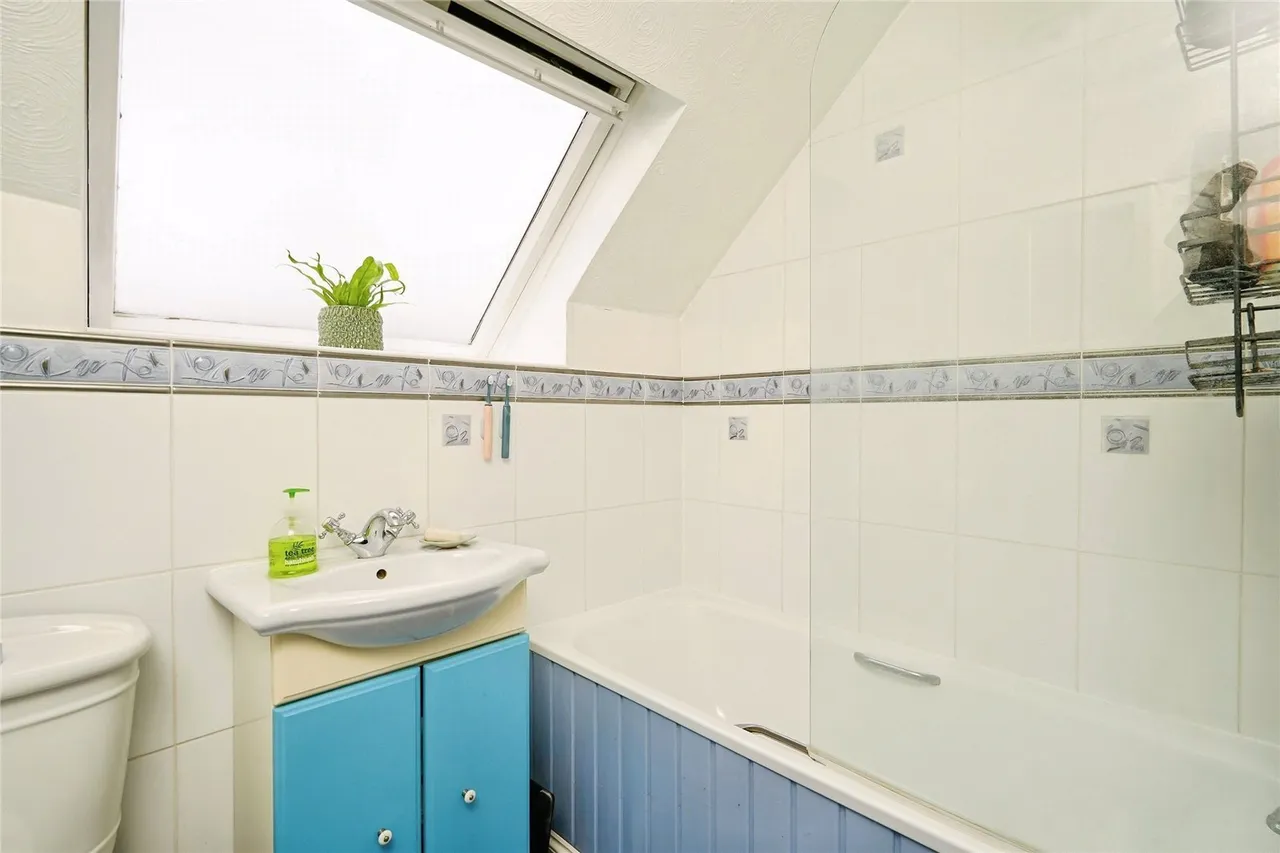 Lyneham Road, BICESTER, Oxfordshire, OX26, photo 24