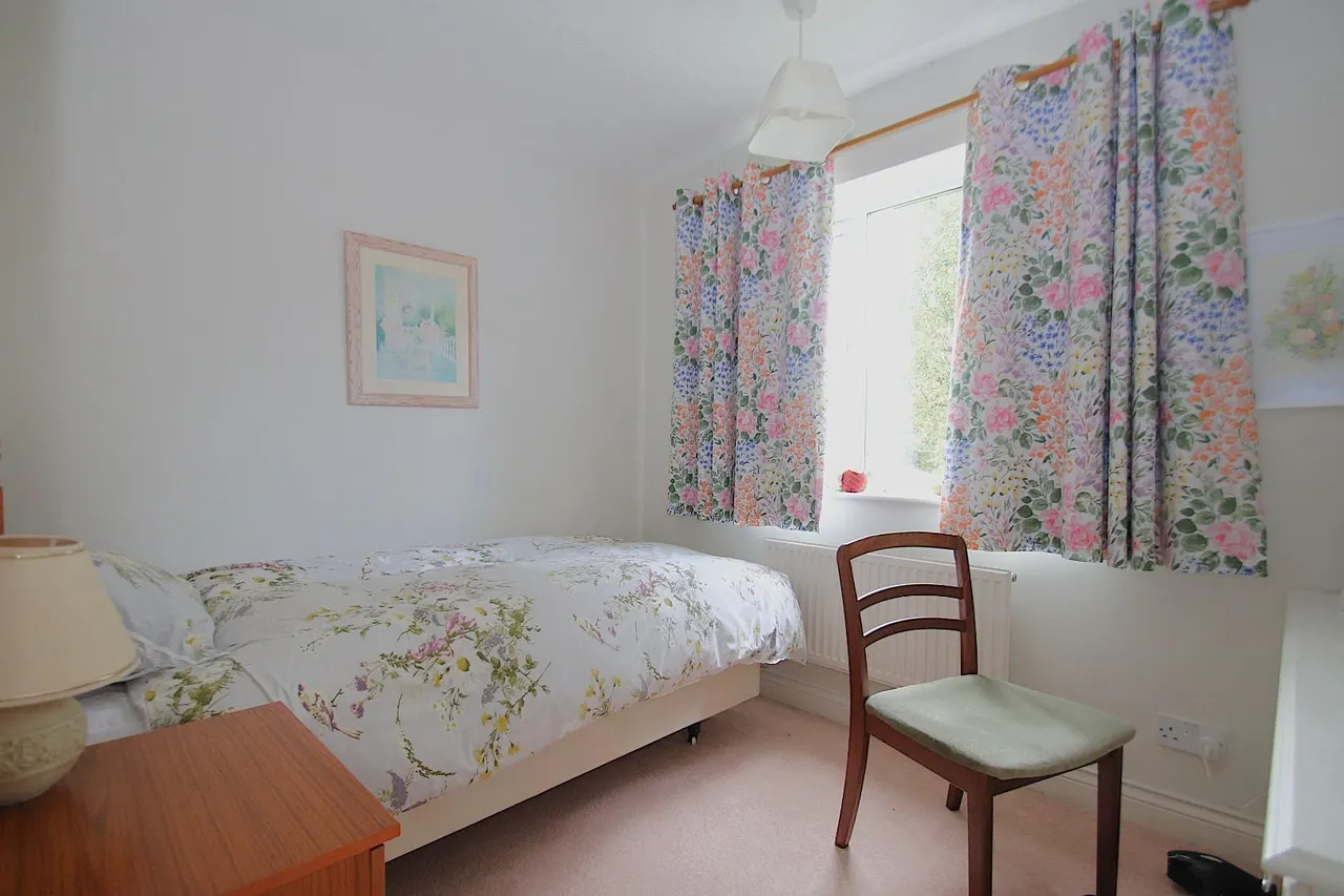 Newmarket Close, Horton Heath, SO50, photo 8
