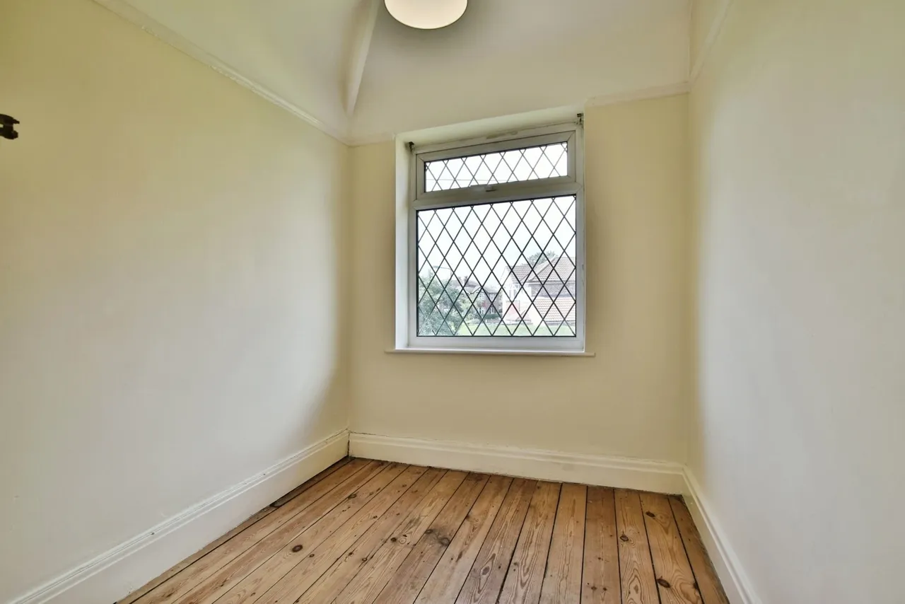 St. Georges Crescent, Timperley, WA15, photo 9