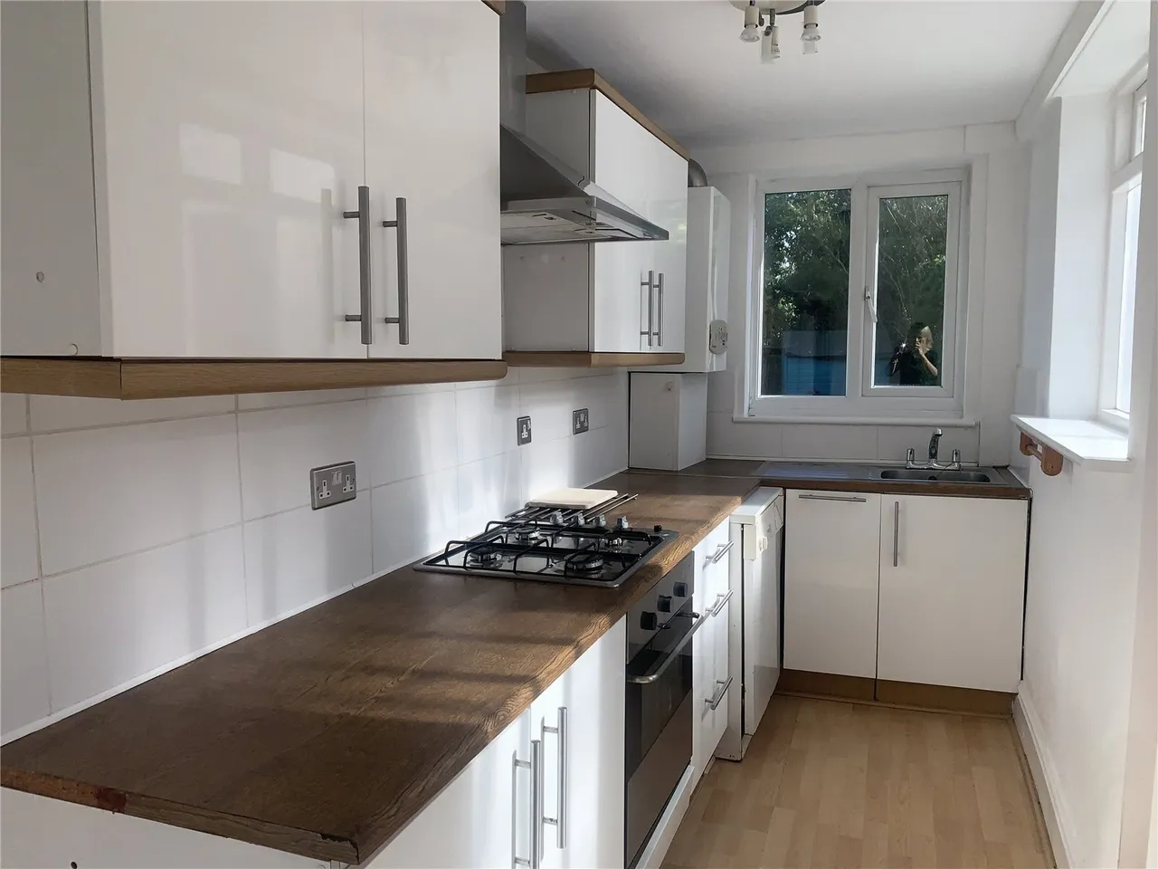 St. Georges Crescent, Timperley, WA15, photo 5