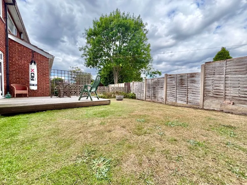 Ipswich Crescent, Great Barr, B42, photo 21