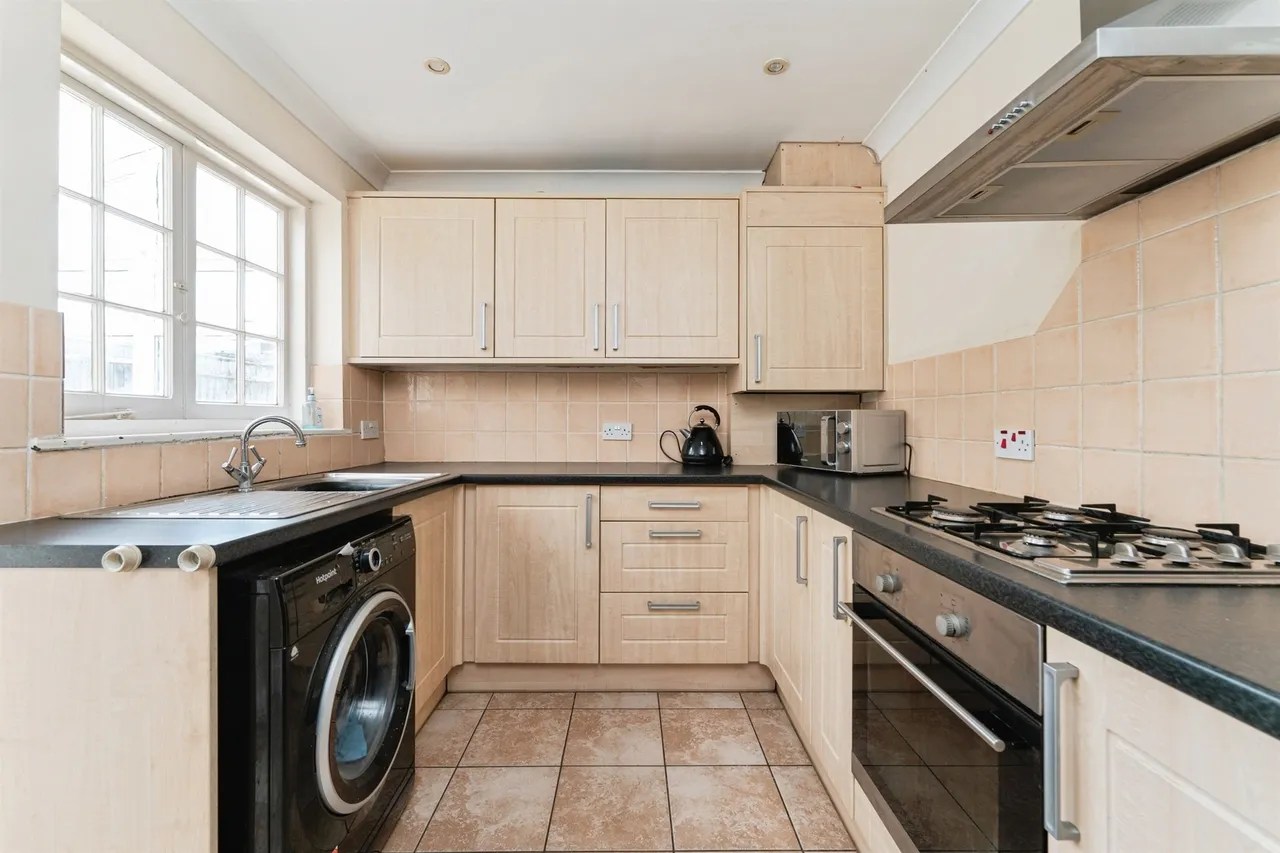 Dartford Road, March, photo 8