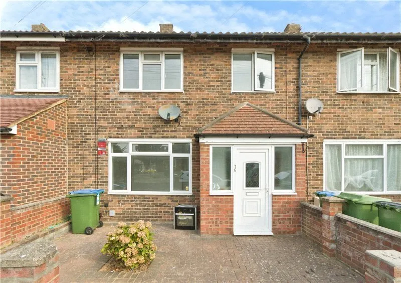 3 bed house for sale, Finchale Road, London, SE2