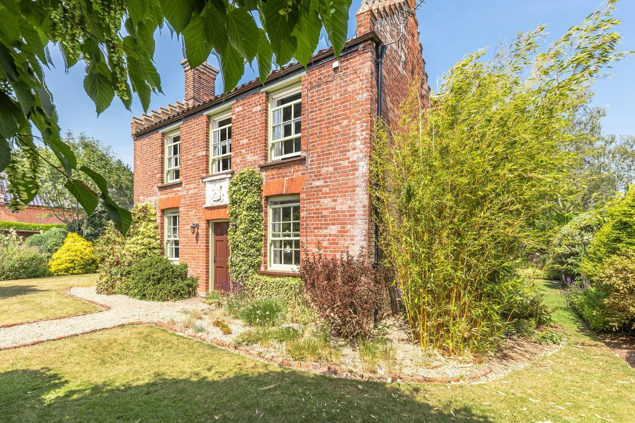 Impressive Grade II Listed Period Cou, photo 19