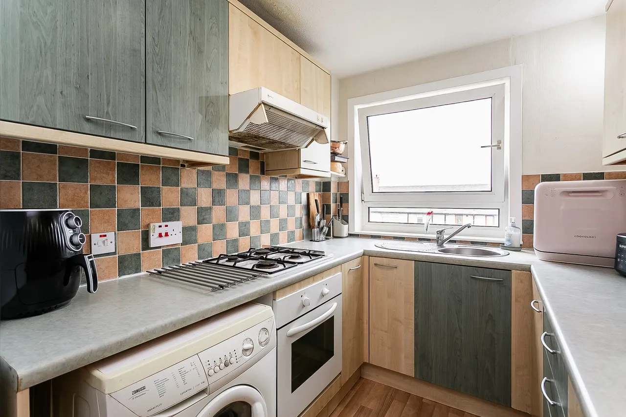 Kenilworth Drive, Edinburgh, EH16, photo 7