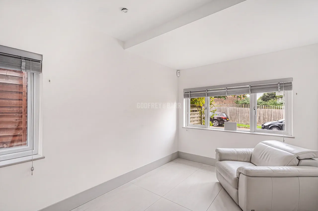 Connaught Drive, Hampstead Garden Suburb, NW11, photo 10