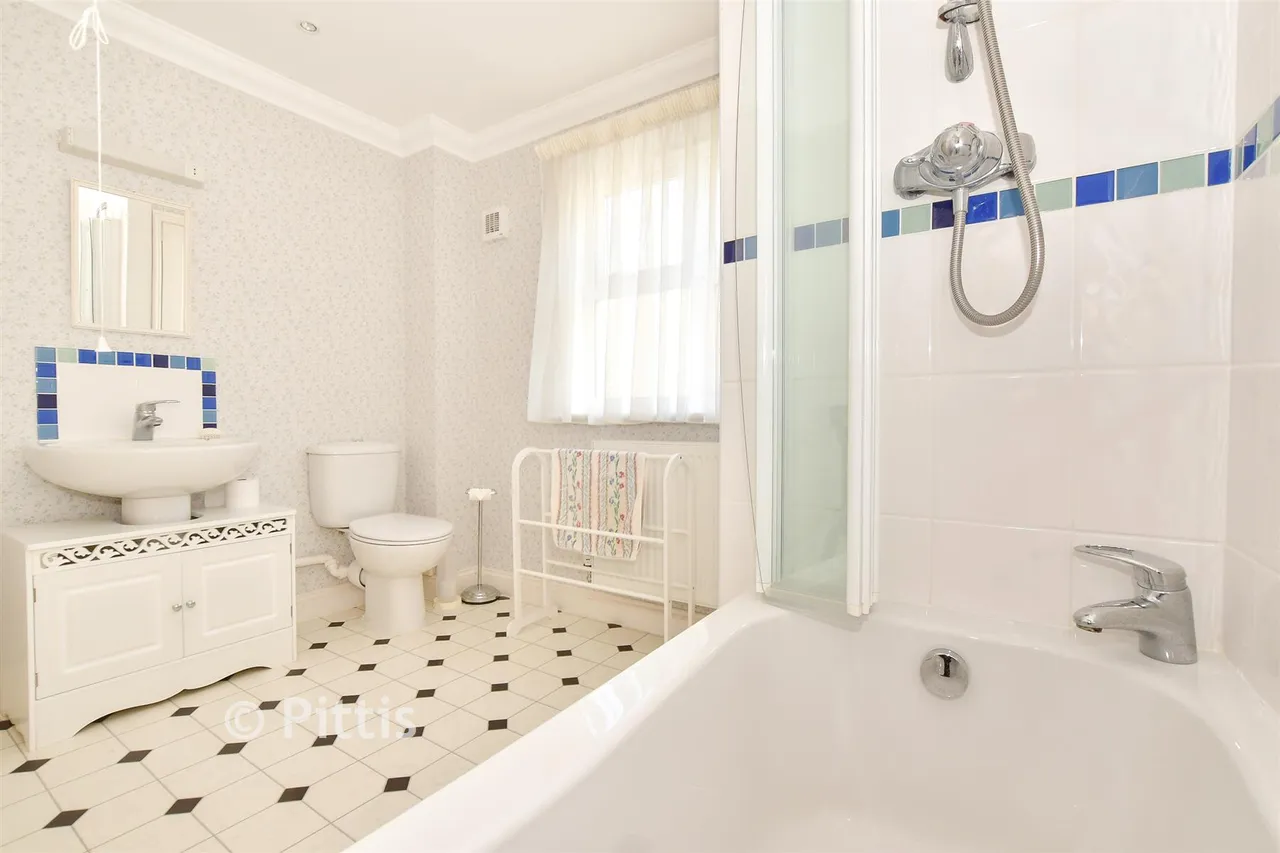 Millways, Freshwater, PO40, photo 11