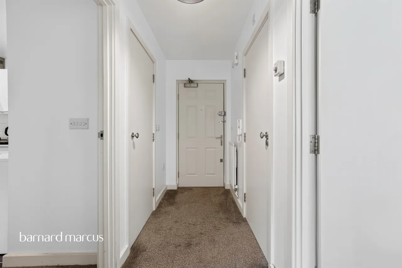 Beaumaris Gardens, London, SE19, photo 20