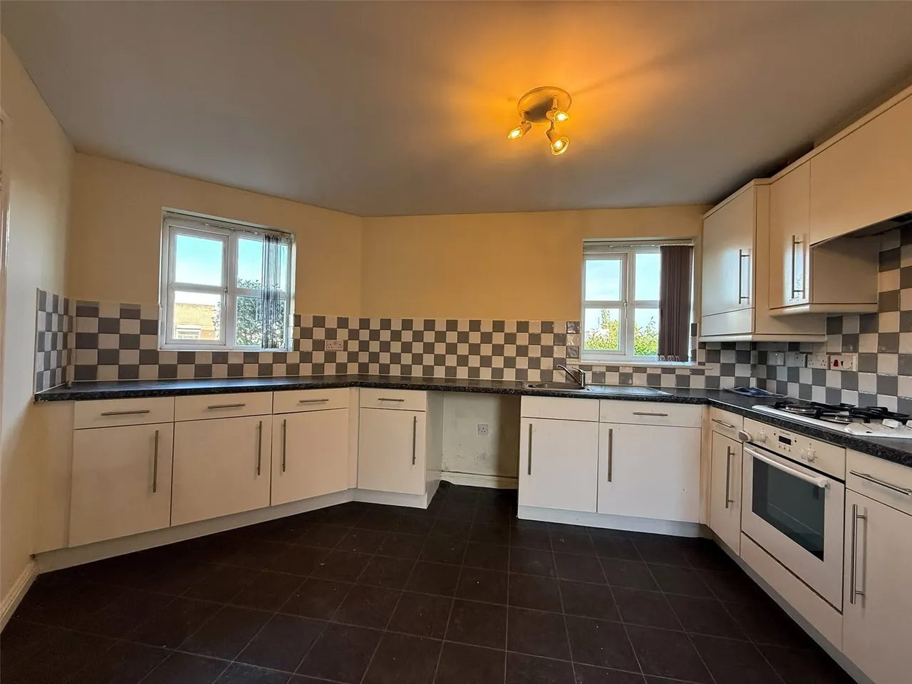 West Bank Street, Widnes, WA8, photo 8