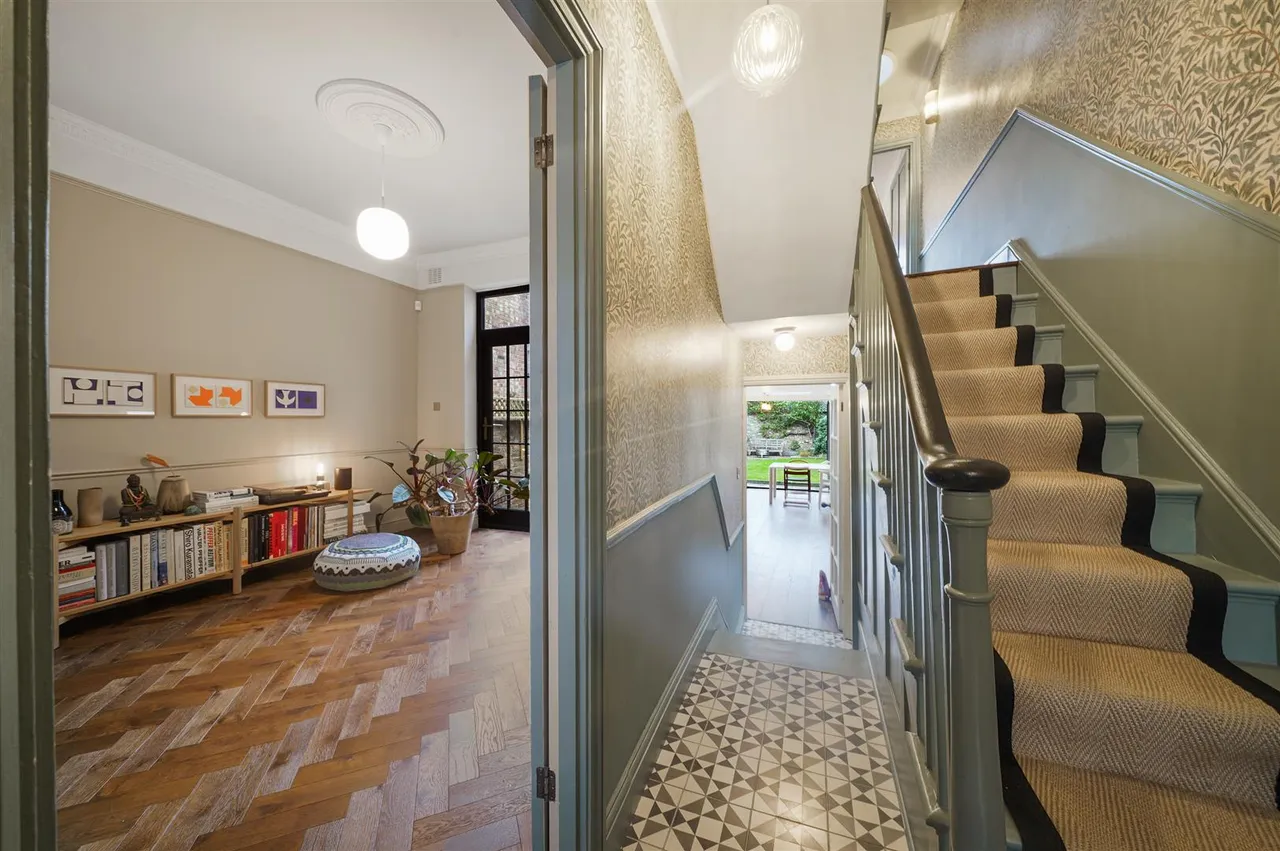 College Terrace, Mile End, photo 7