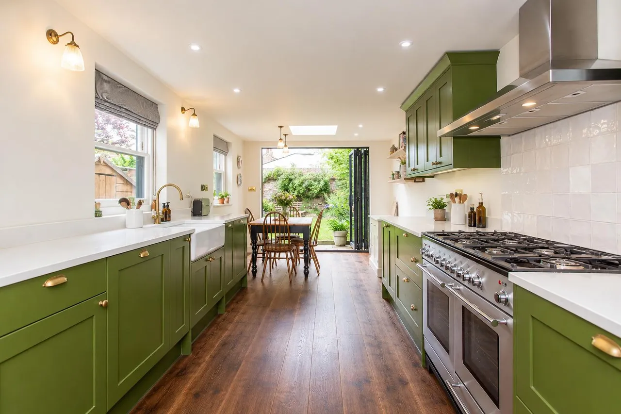 College Terrace, Mile End, photo 3
