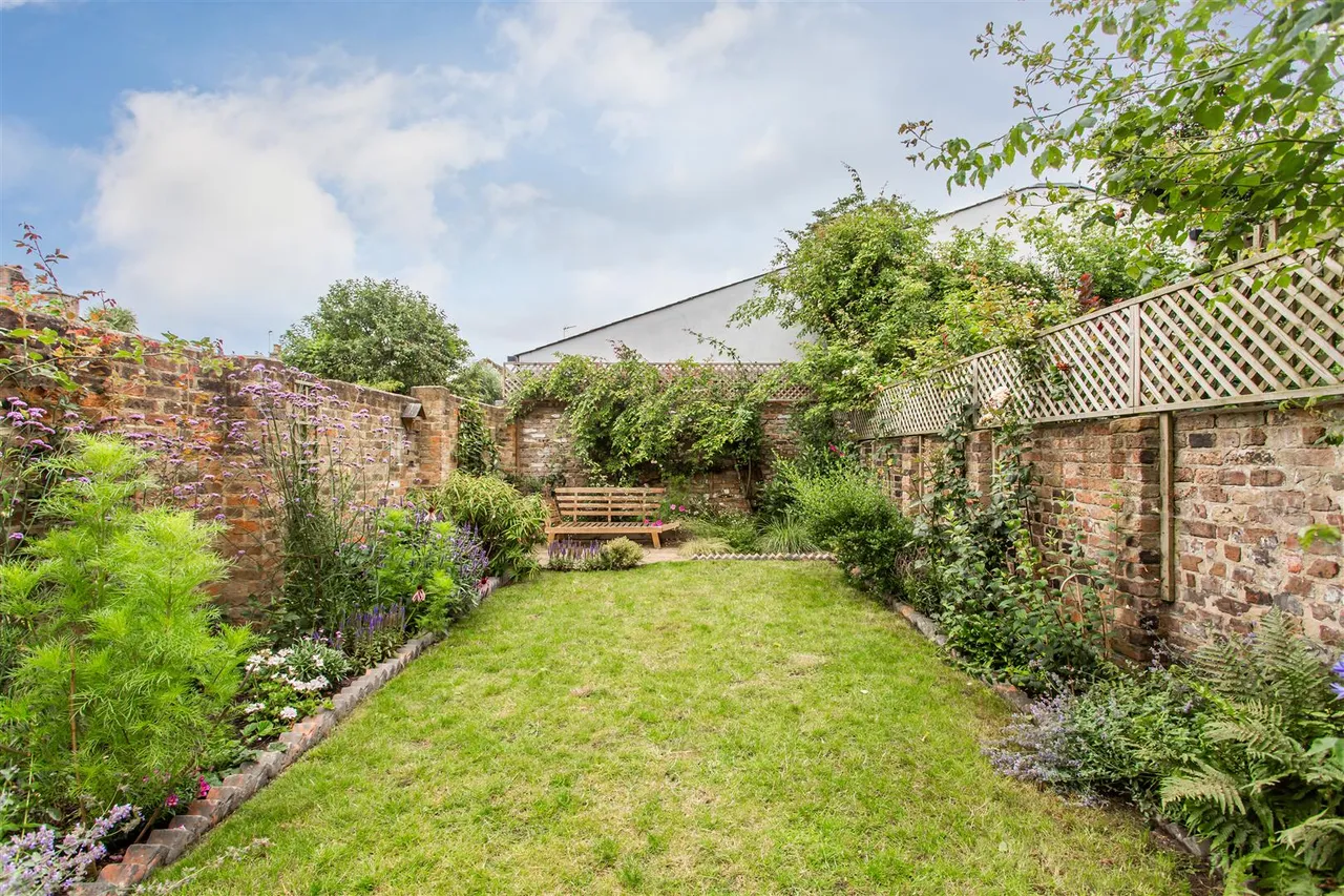 College Terrace, Mile End, photo 4