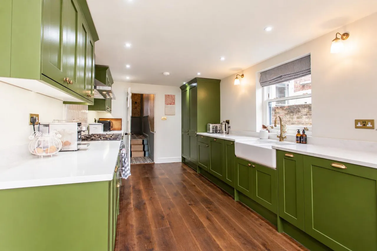 College Terrace, Mile End, photo 6