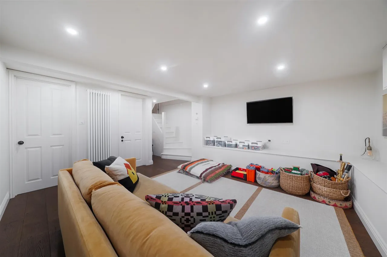 College Terrace, Mile End, photo 11