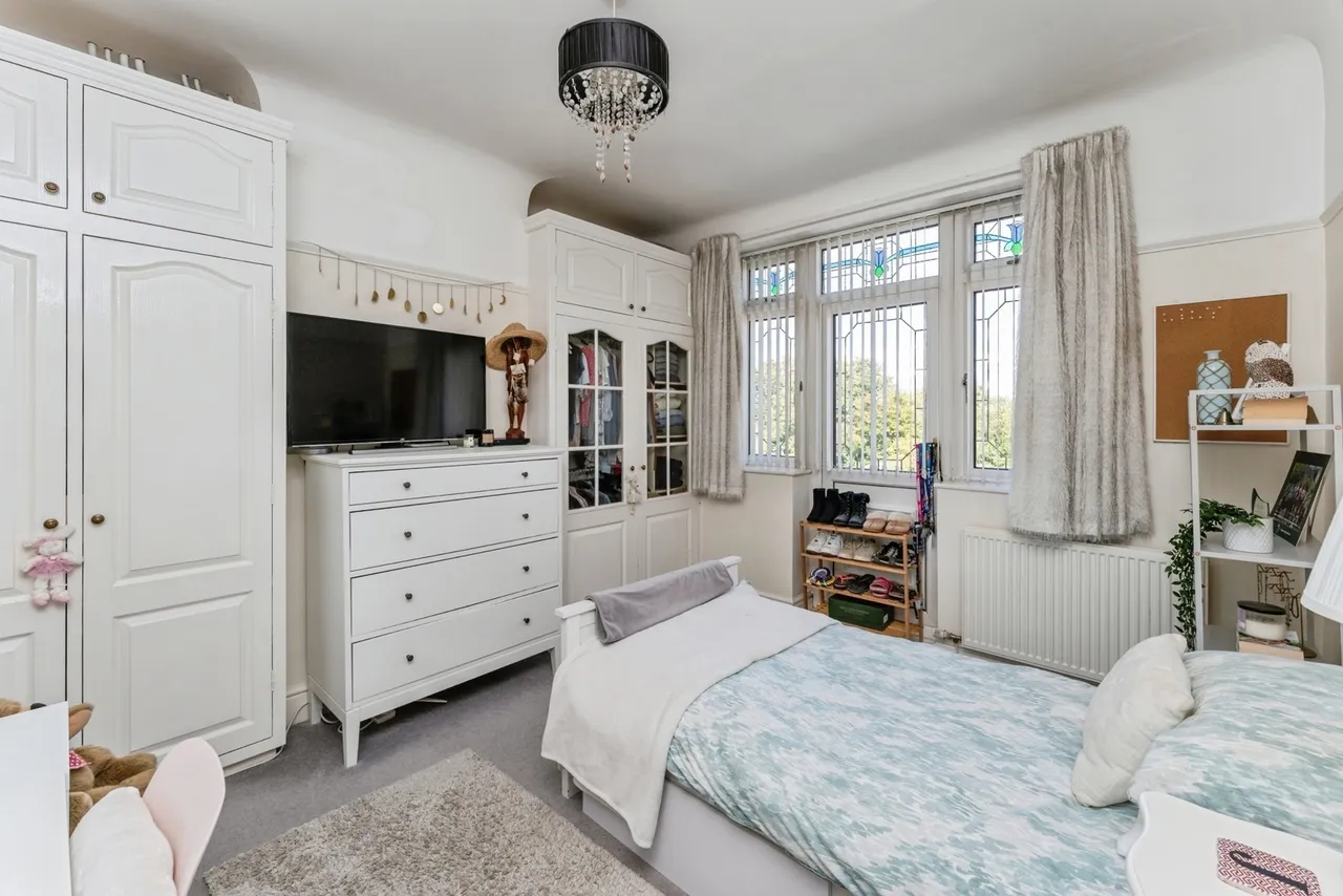 Chester Road, Oakenholt, CH6, photo 12