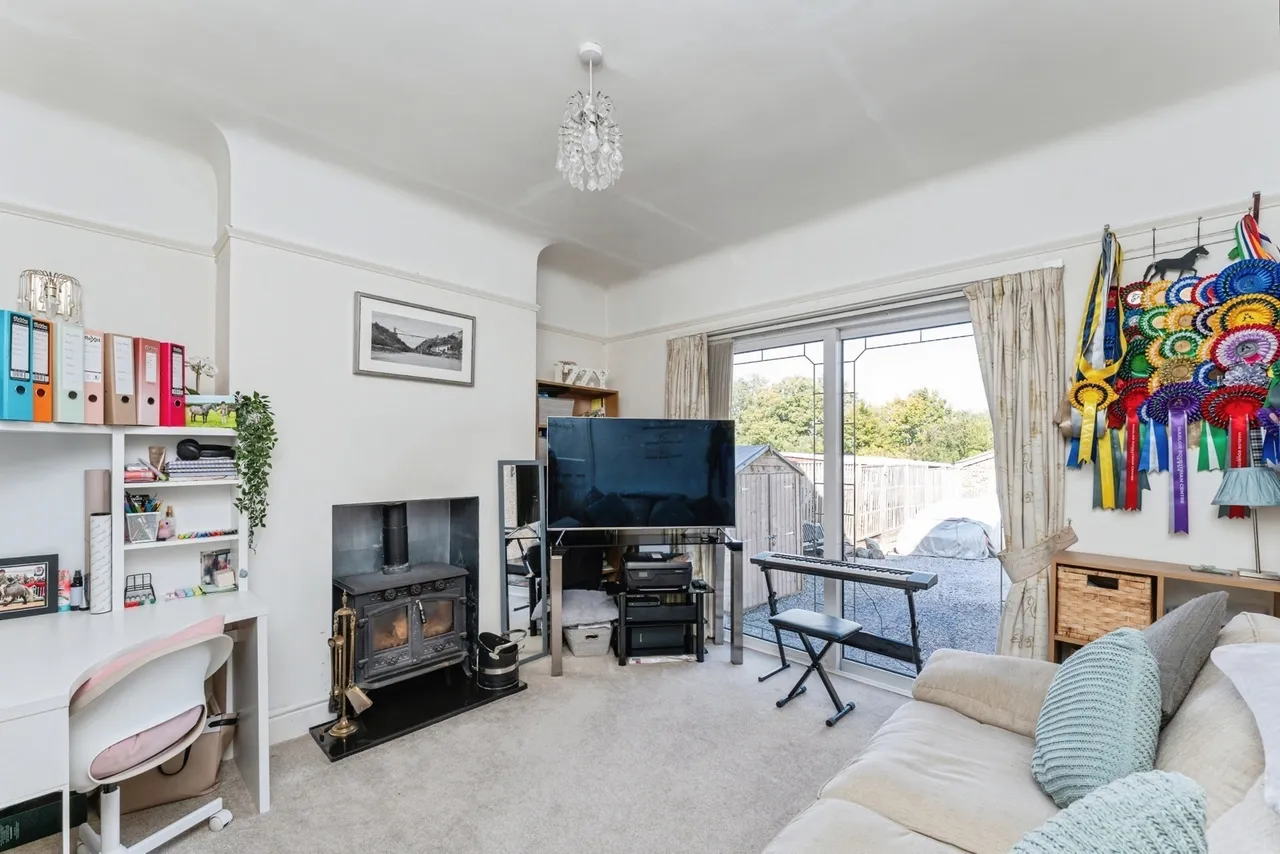 Chester Road, Oakenholt, CH6, photo 2