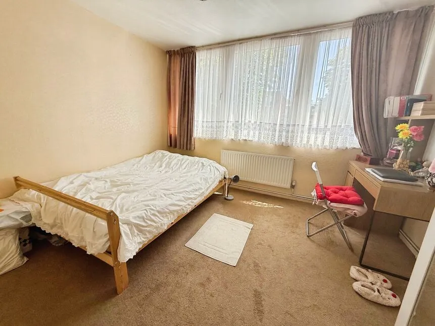 Owen Close, London, SE28, photo 10
