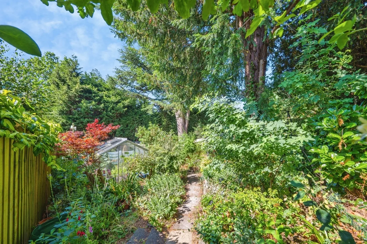 School Lane, Hints, B78, photo 32