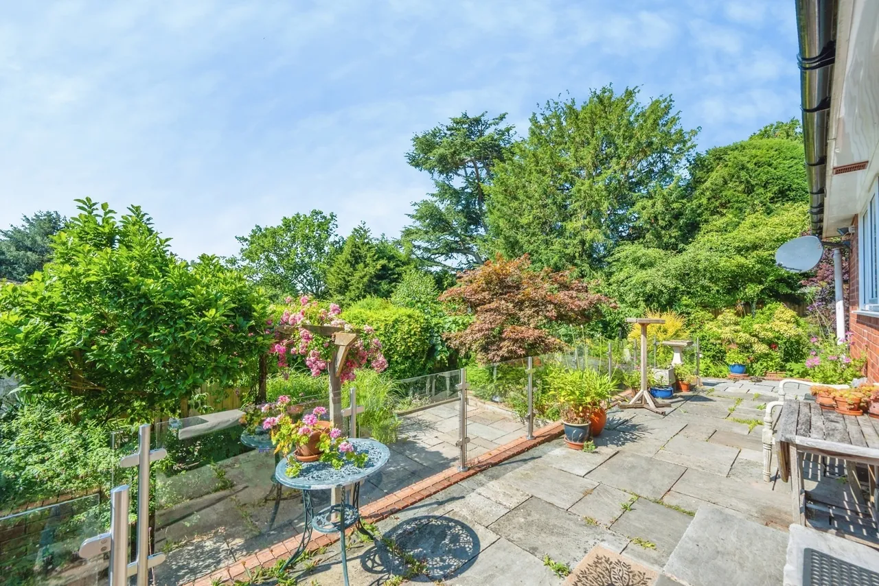 School Lane, Hints, B78, photo 4