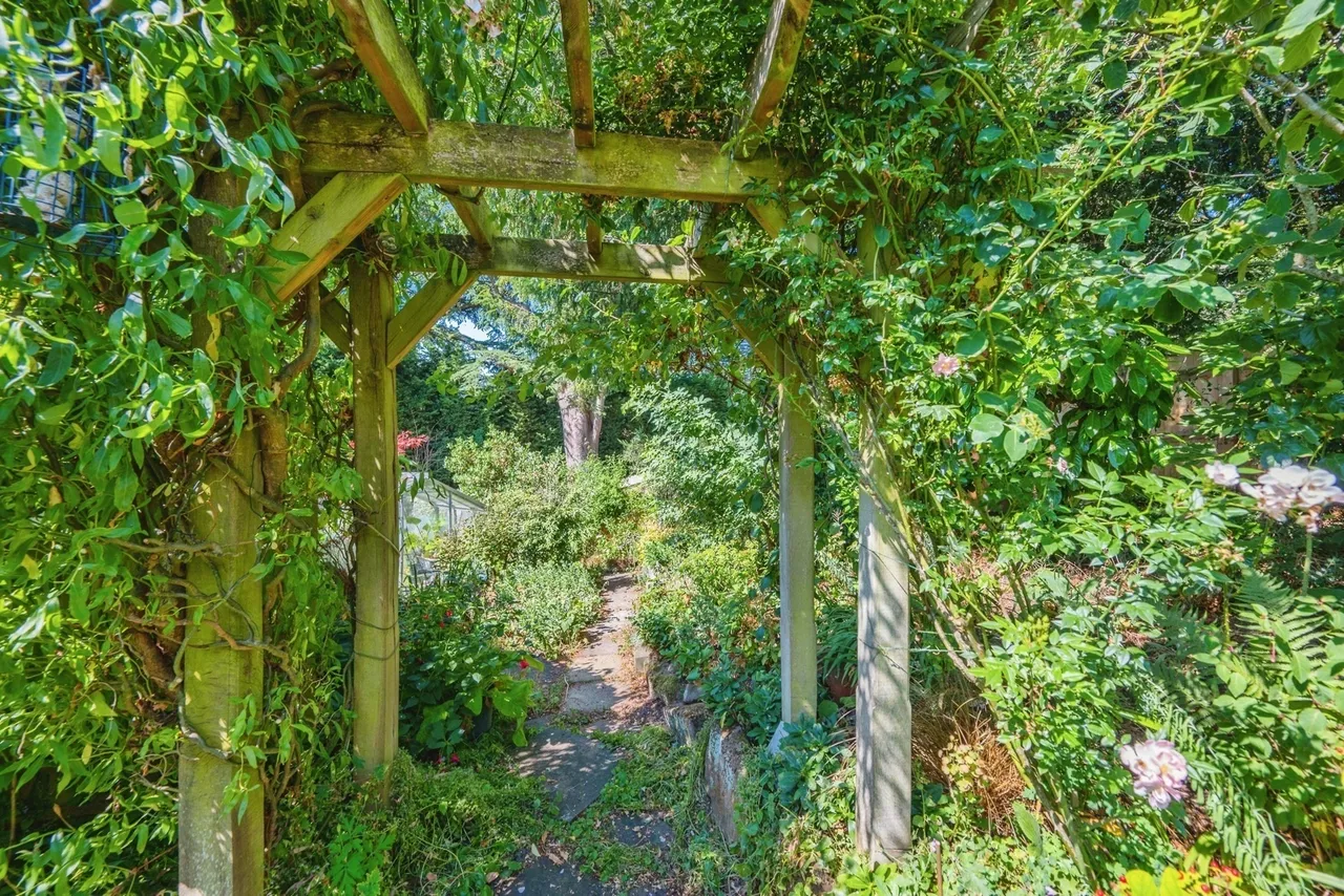 School Lane, Hints, B78, photo 30