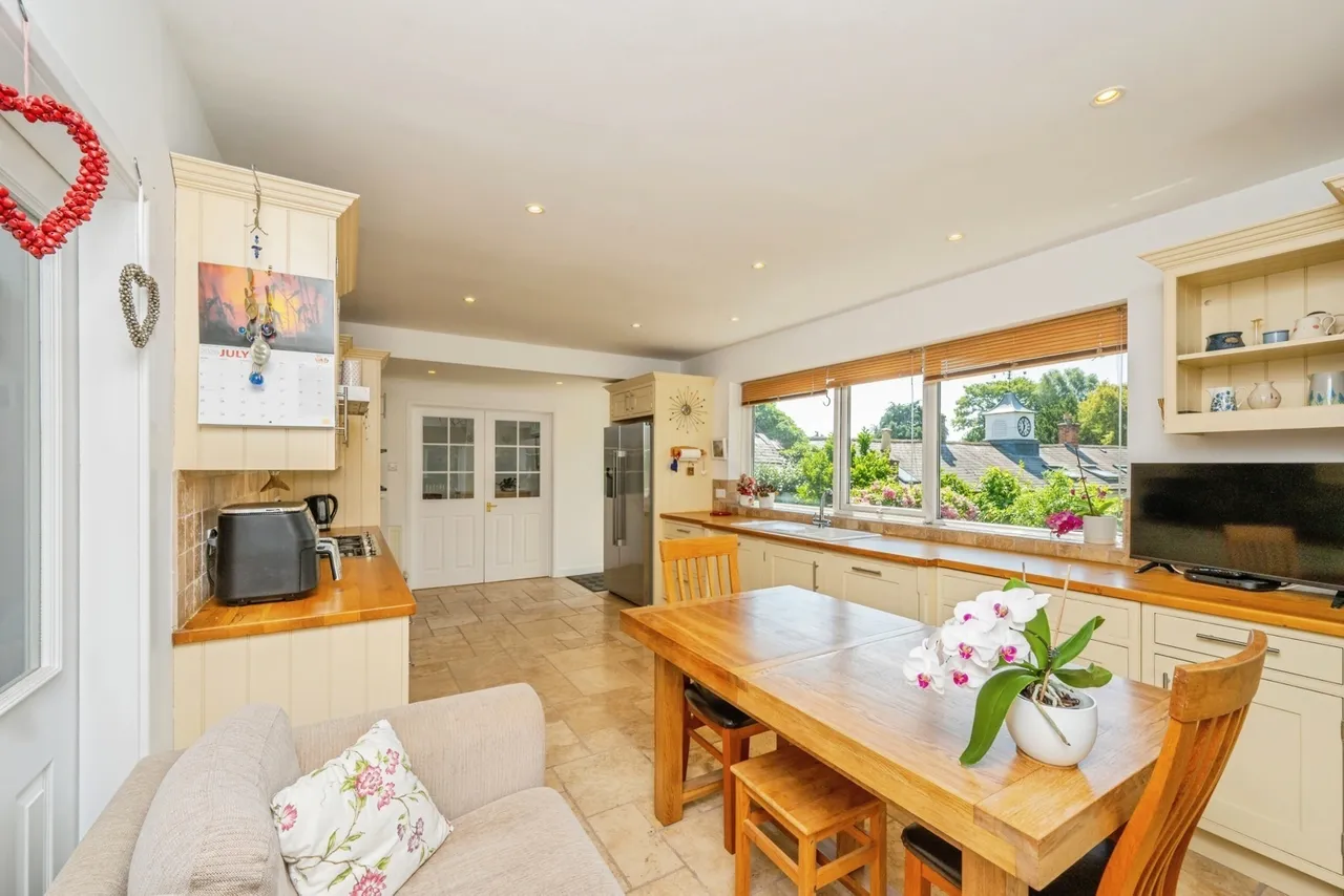 School Lane, Hints, B78, photo 10