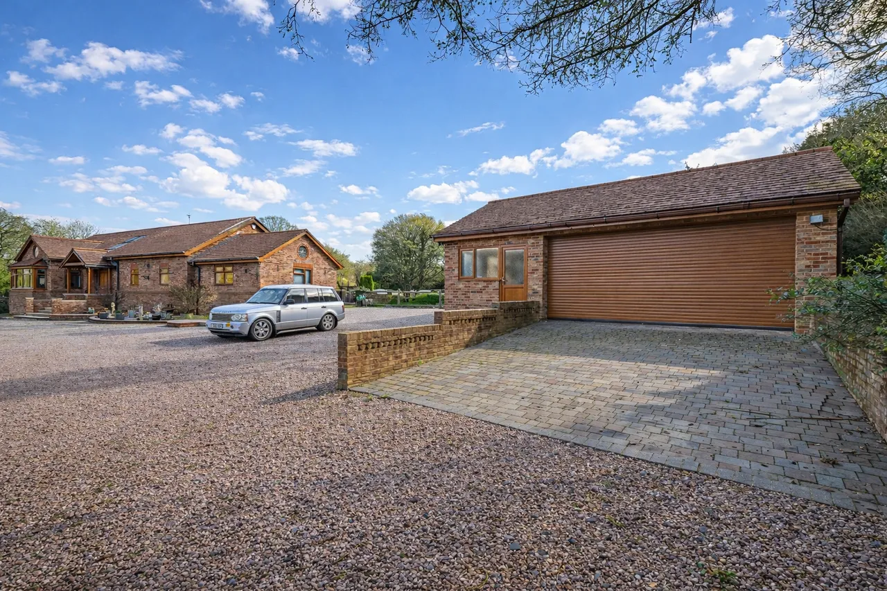 Priestwood Road, Meopham, DA13, photo 12