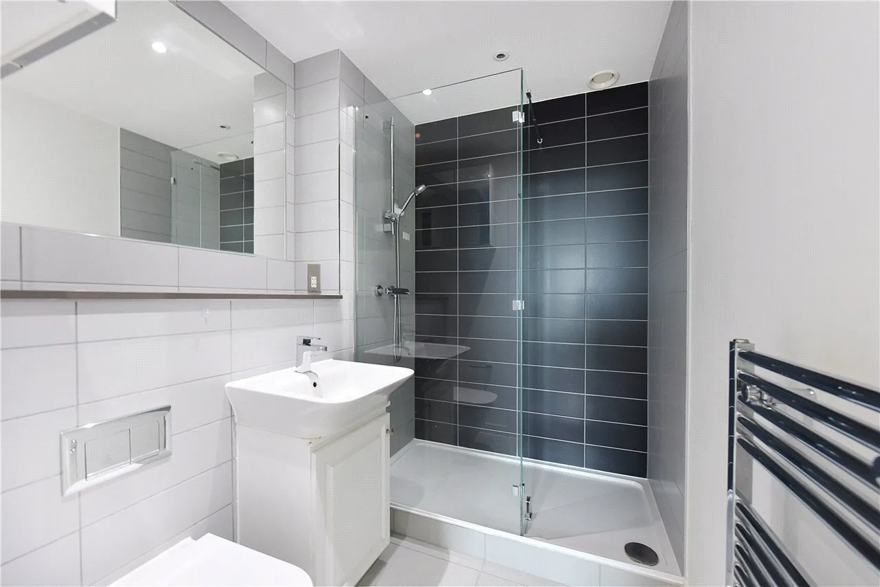 East Ferry Road, London, E14, photo 7