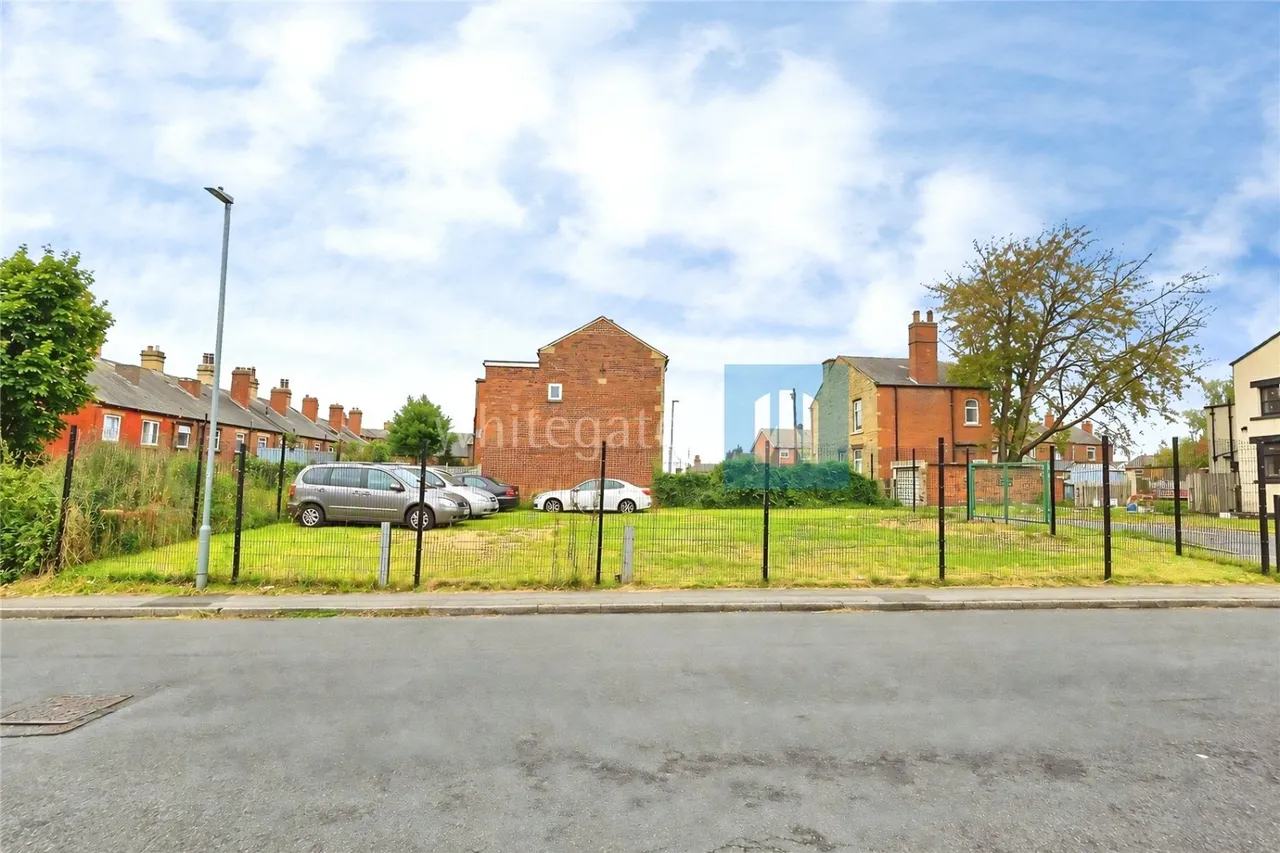 property to rent, Brighton Street, Heckmondwike, WF16