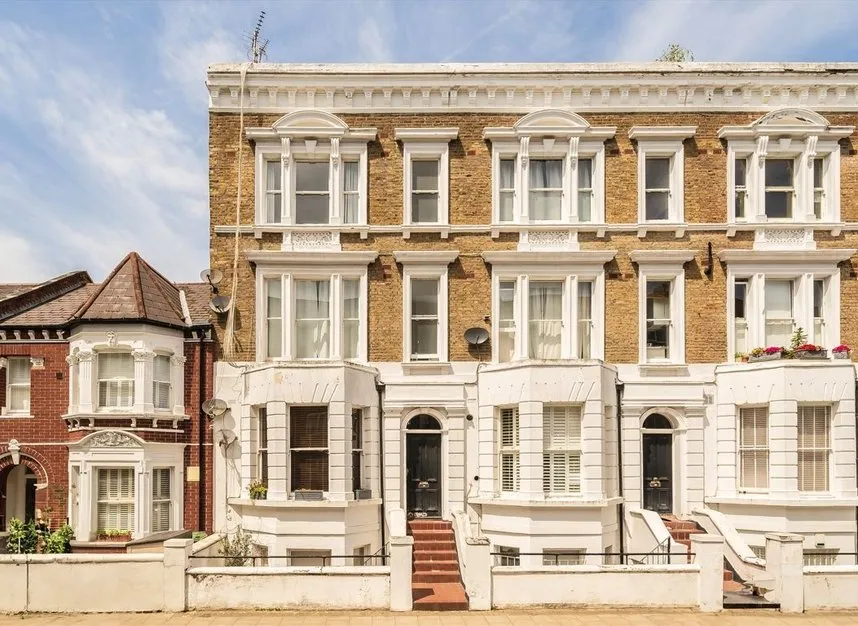 flat for sale — Lakeside Road, West Kensington, W14
