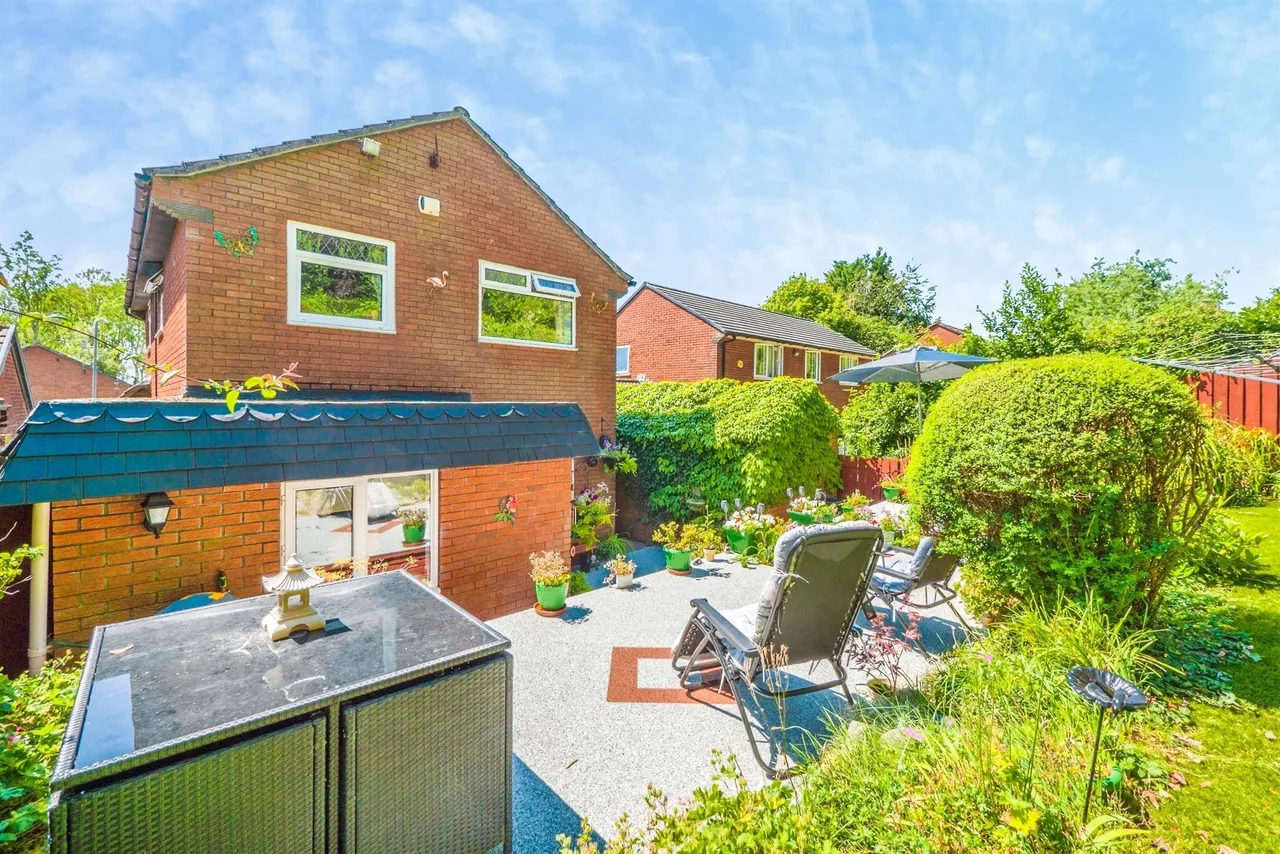 Tangmere Drive, CARDIFF, photo 4