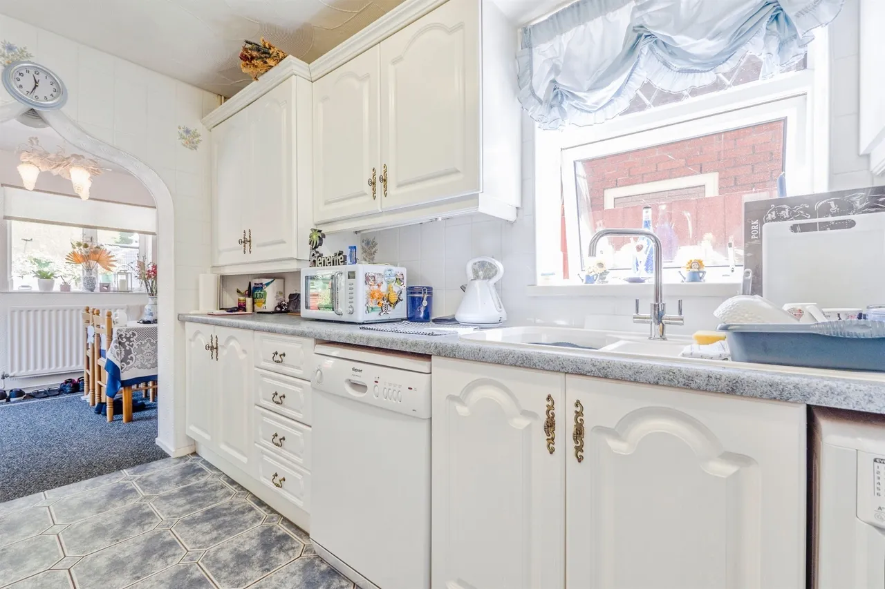 Tangmere Drive, CARDIFF, photo 10