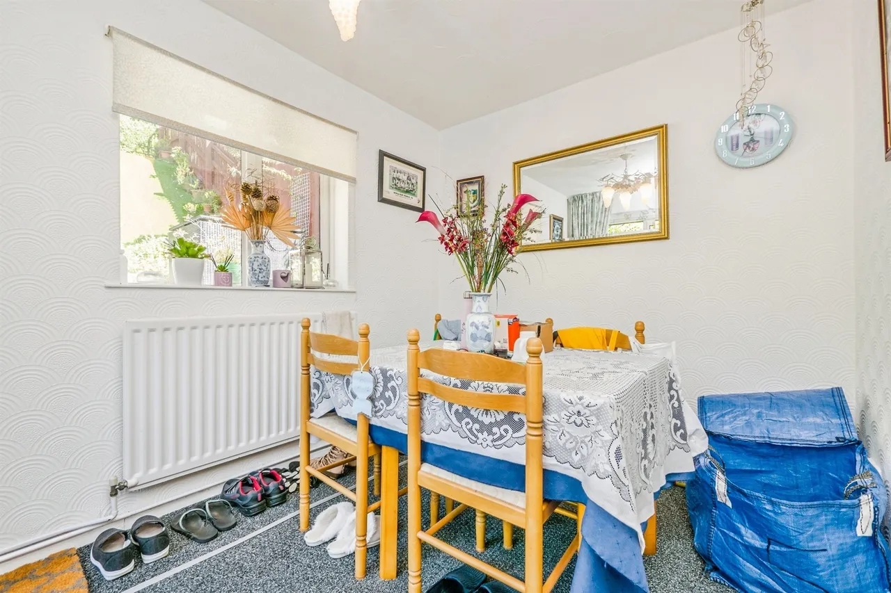 Tangmere Drive, CARDIFF, photo 11