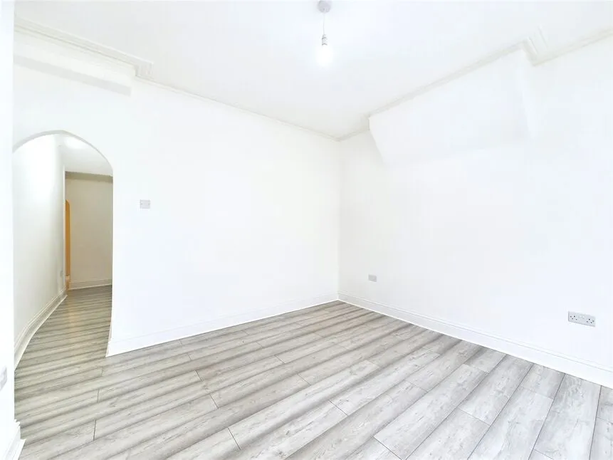Winchester Road, London, E4, photo 7