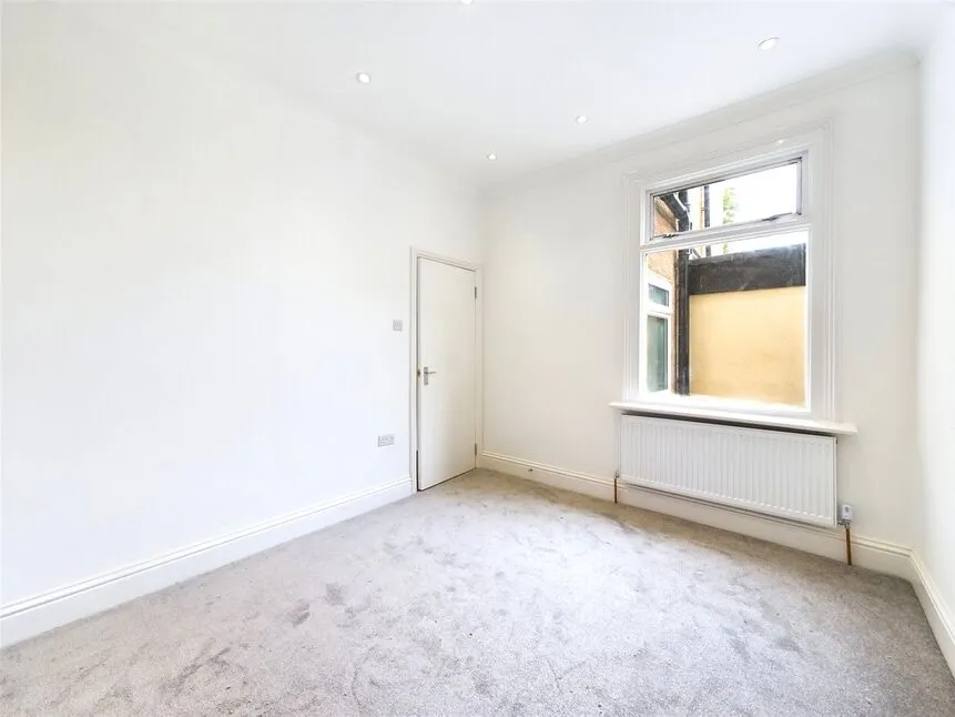 Winchester Road, London, E4, photo 14