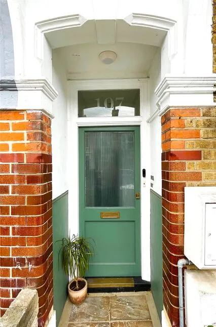 Winchester Road, London, E4, photo 3
