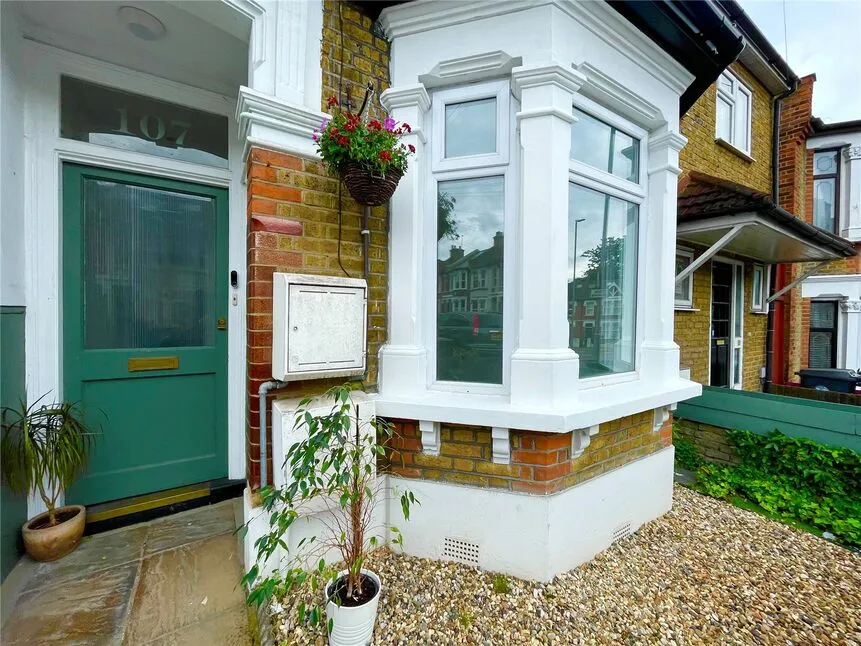 Winchester Road, London, E4, photo 2