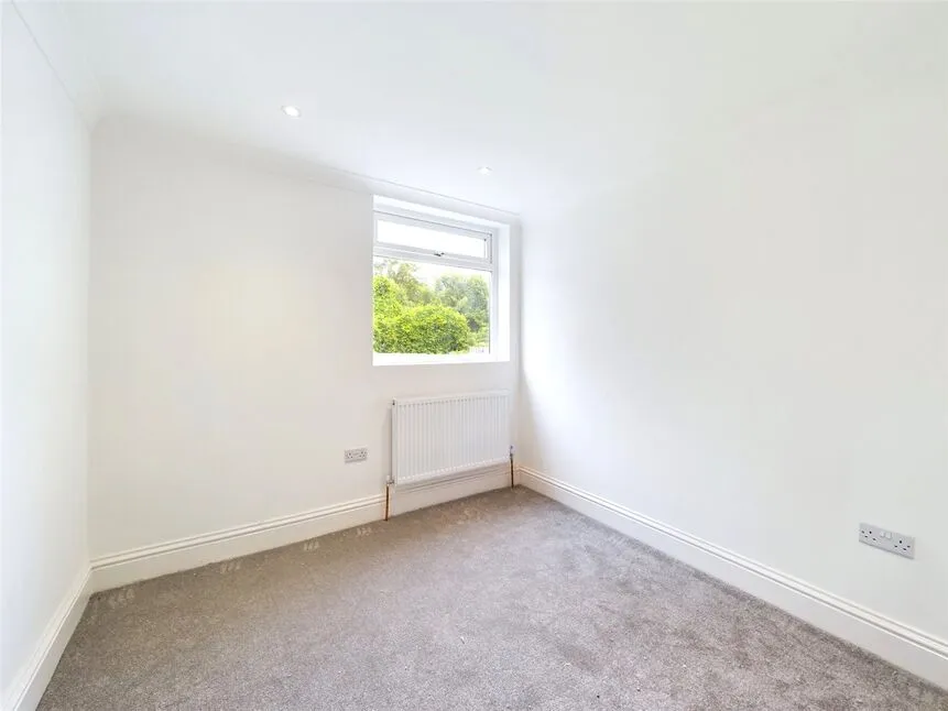 Winchester Road, London, E4, photo 16