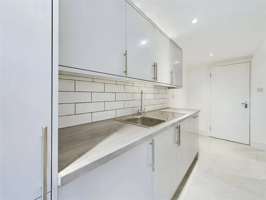 Winchester Road, London, E4, photo 12