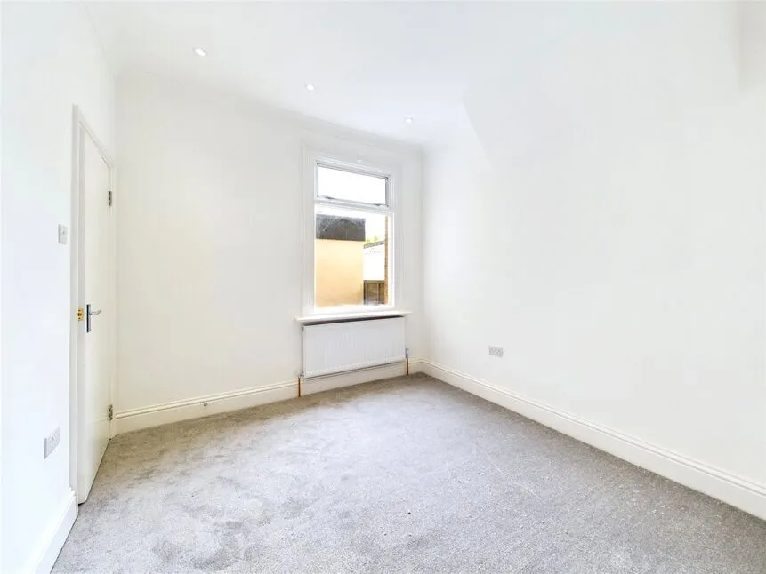 Winchester Road, London, E4, photo 15