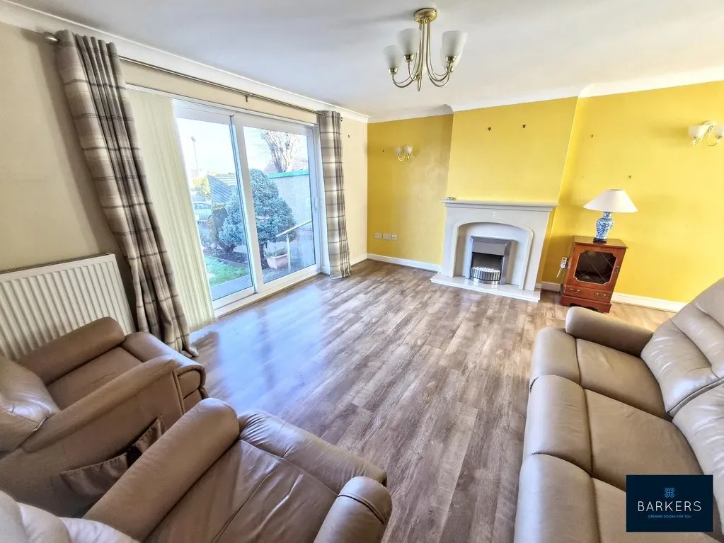Thirlmere Avenue, Wyke BD12 9DS, photo 5