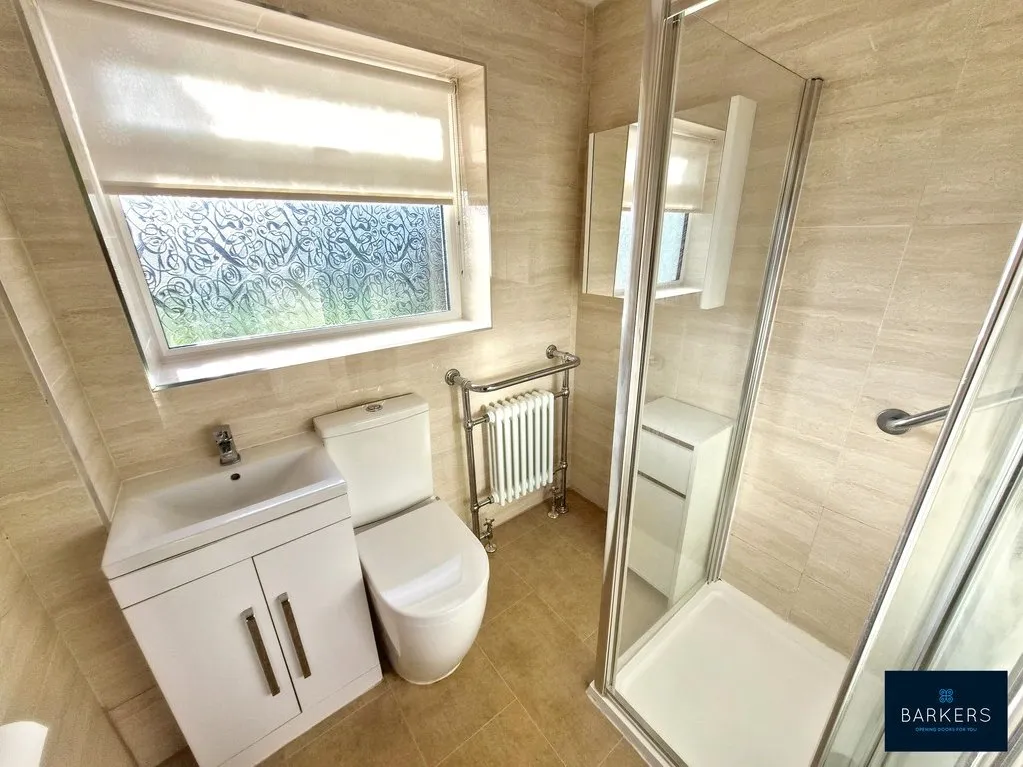 Thirlmere Avenue, Wyke BD12 9DS, photo 12
