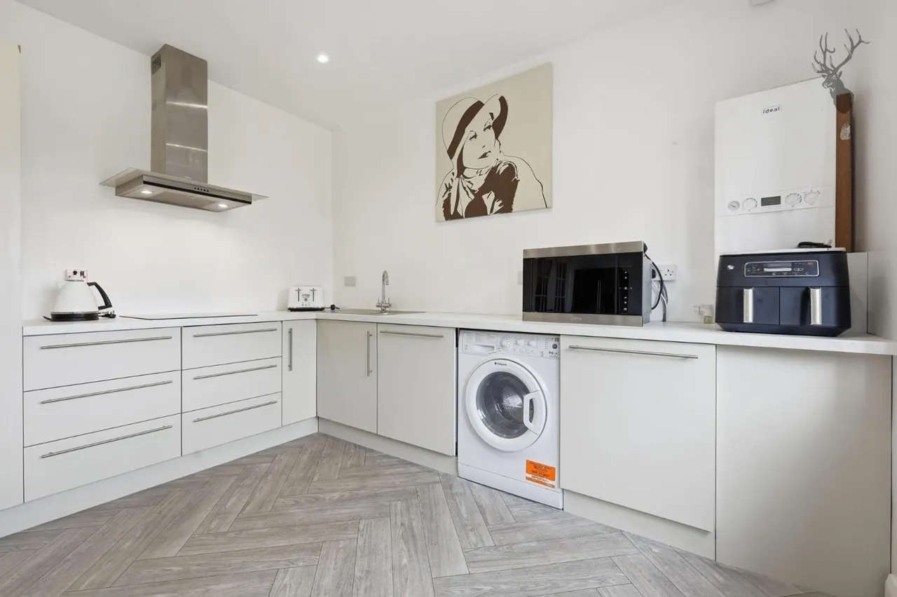 Briscoe Road, Rainham, RM13, photo 3