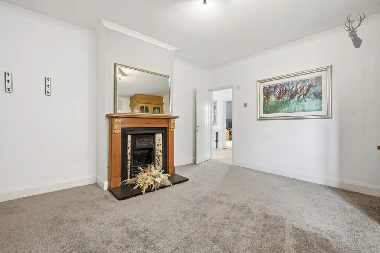 Briscoe Road, Rainham, RM13, photo 4