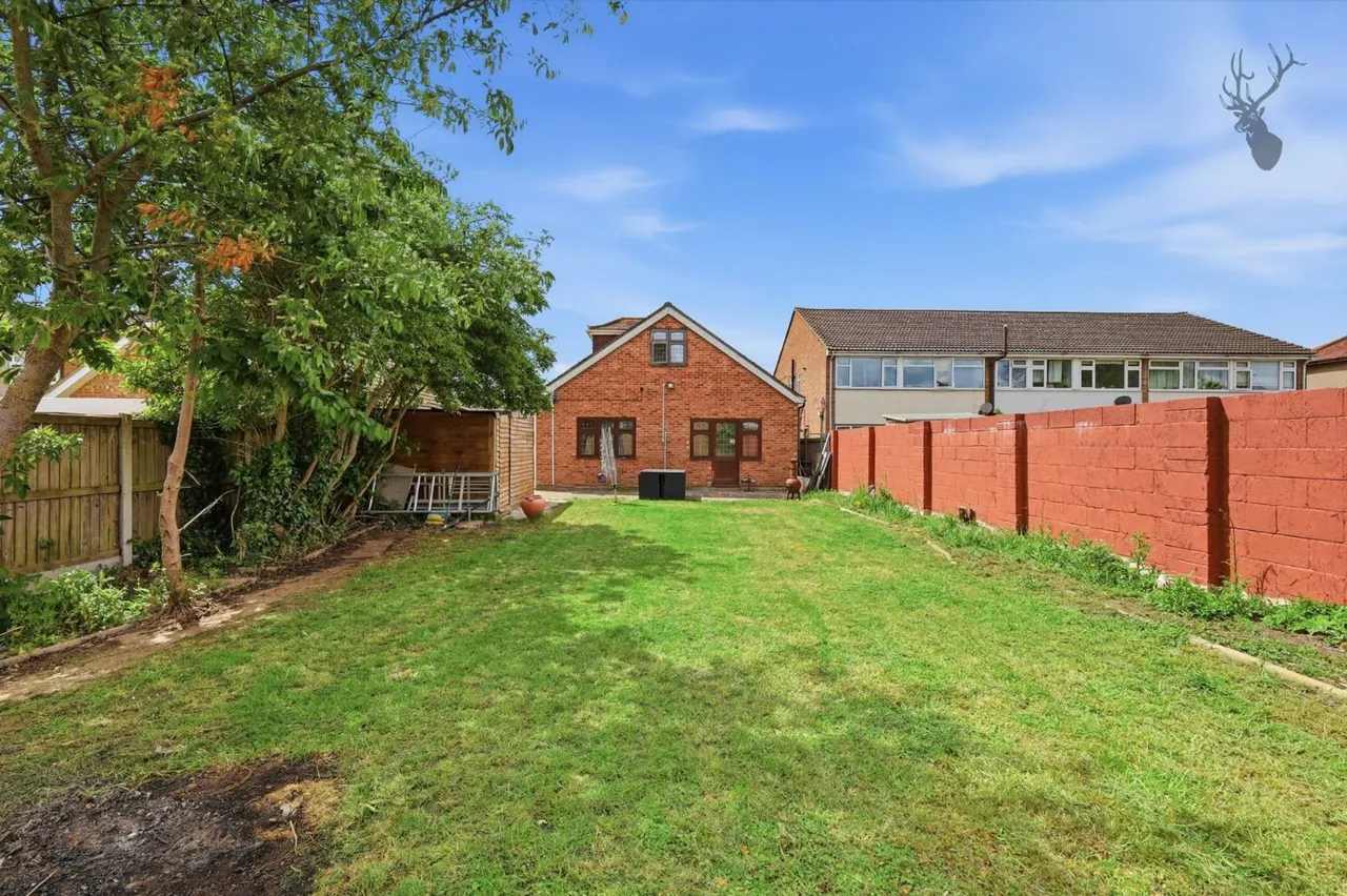 Briscoe Road, Rainham, RM13, photo 19