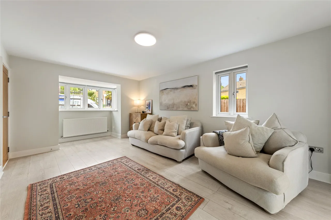Wellingborough Road, Mears Ashby, NN6, photo 3