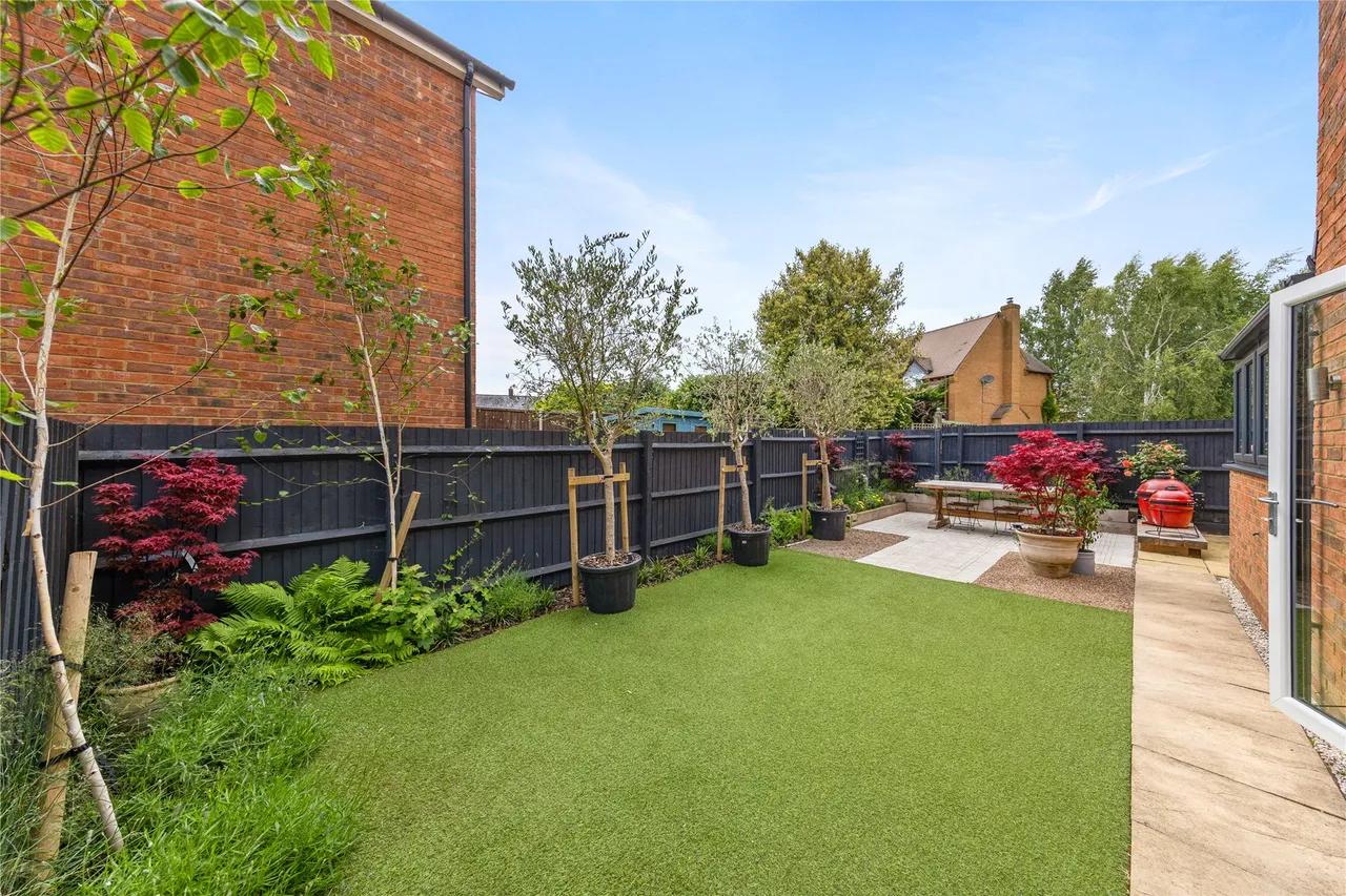 Wellingborough Road, Mears Ashby, NN6, photo 18
